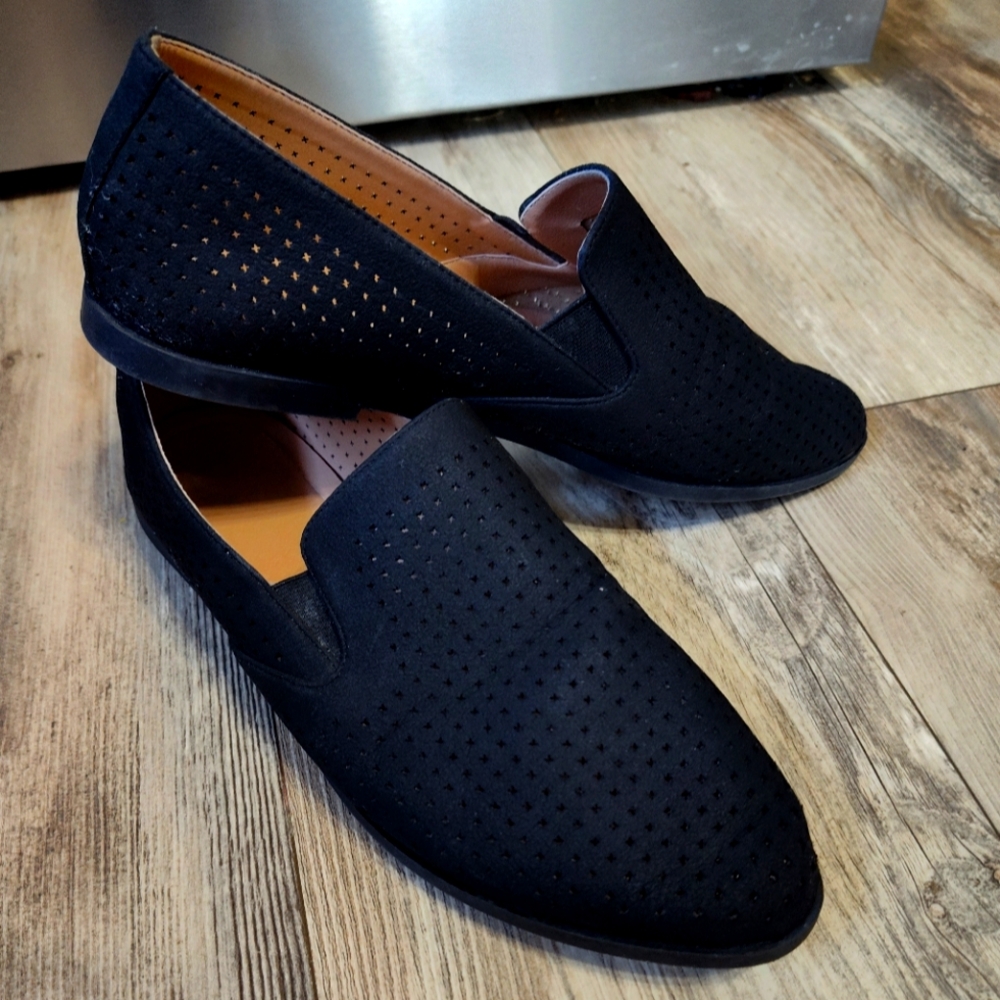Black, size 9 loafers, women's shoes